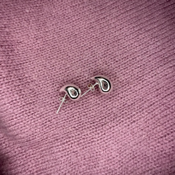 Droplet Earring (silver) - Picture 5 of 8